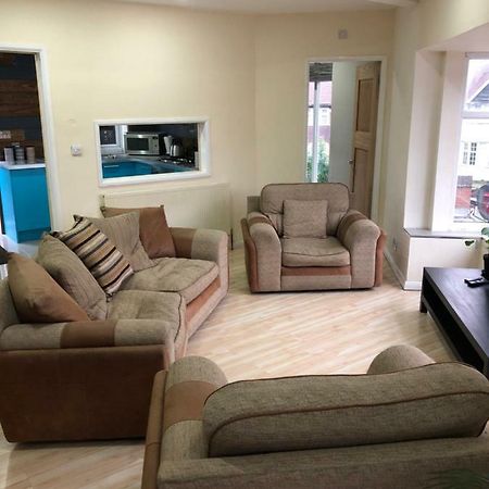 Treetops flat2 Hall Green B28 Birmingham Buitenkant foto
