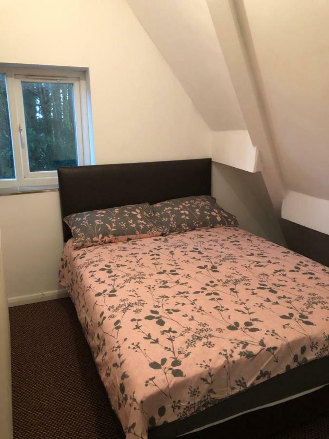 Treetops flat2 Hall Green B28 Birmingham Buitenkant foto